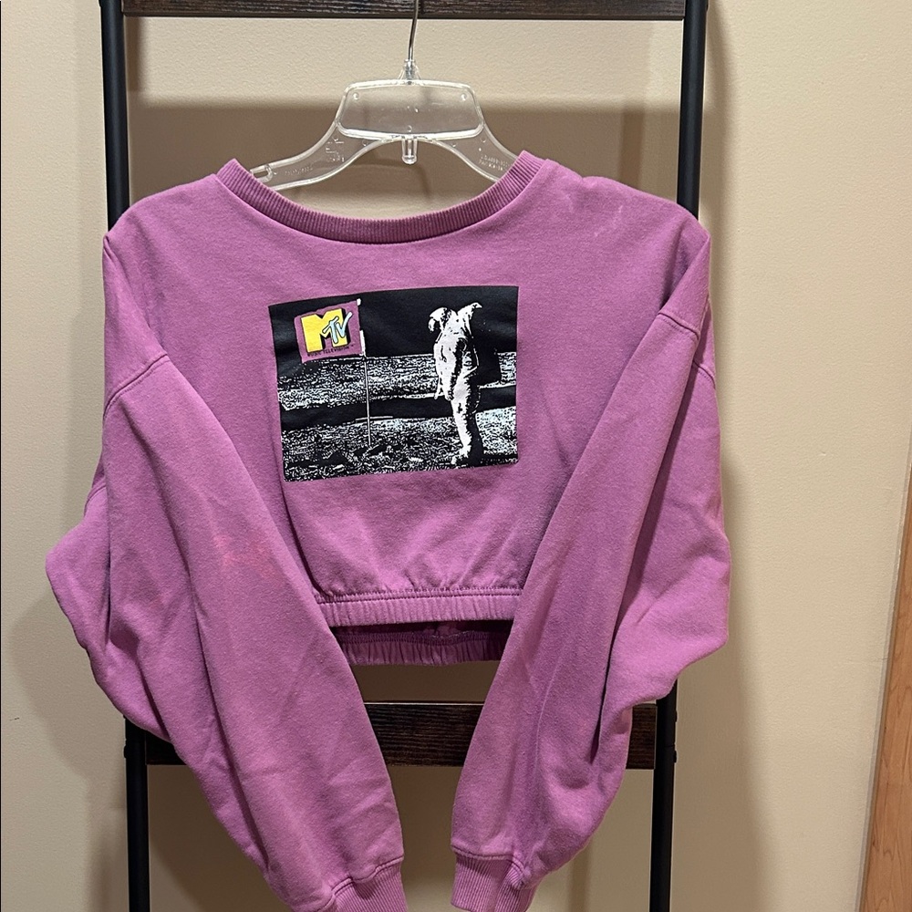 MTV Cropped Crewneck Sweatshirt